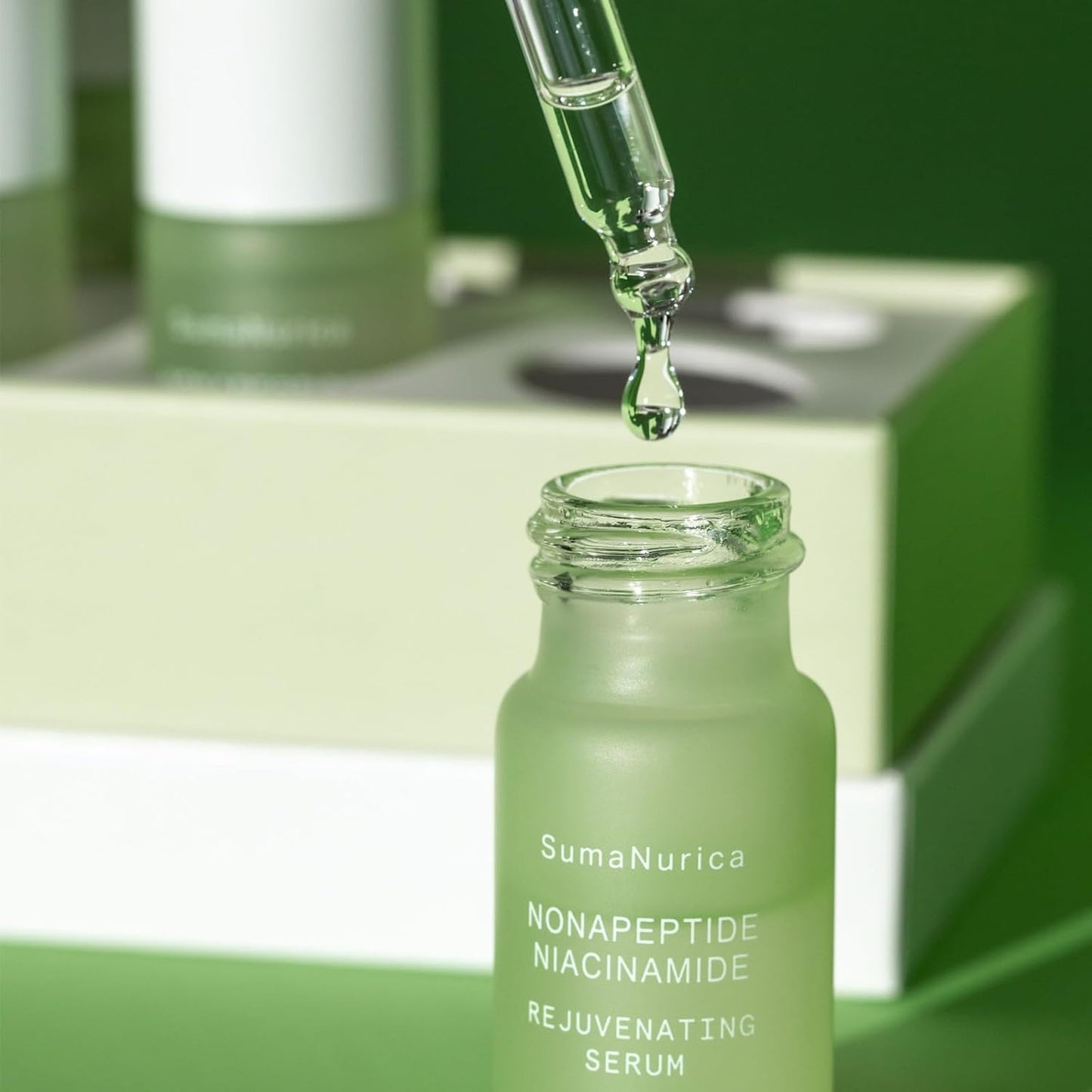 SumaNurica 九肽菸鹼醯胺煥膚精華 - 亮膚精華改善膚質 - 臉部油脂改善並提亮膚色 - 臉部精華促進保濕 - 純素且無香料 - 6 件