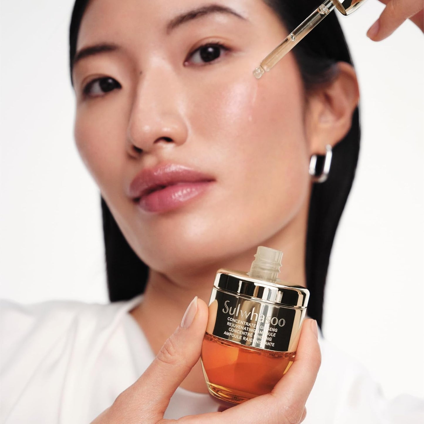 Sulwhasoo Concentrated Ginseng Rejuvenating Ampoule- Korean Ginseng & Peptide Treatment for Wrinkles & Firmness, Helps Soothes Skin & Improves Skin Condition, 0.67 fl. oz.