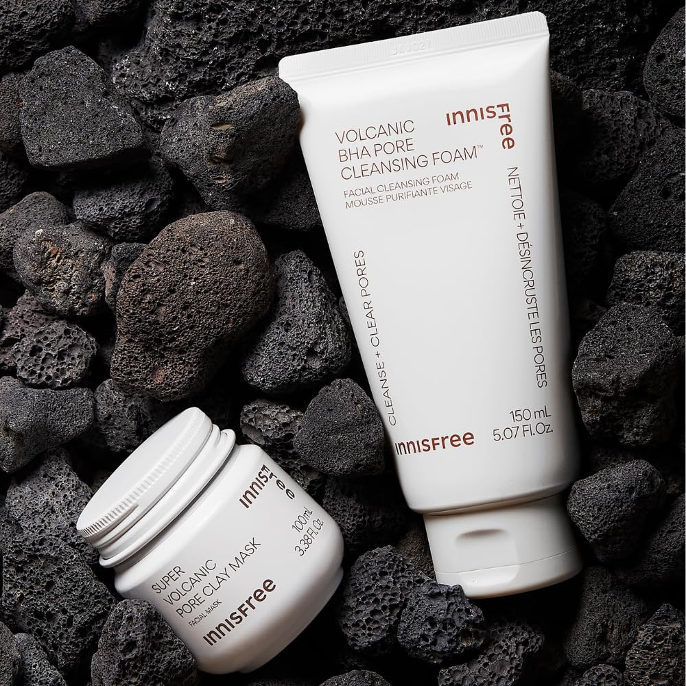 innisfree Volcanic BHA Pore Cleansing Foam, Korean Face Wash with Salicylic Acid, Oil Control, Deep Clean, Pore Care, Sulfate-Free Formula