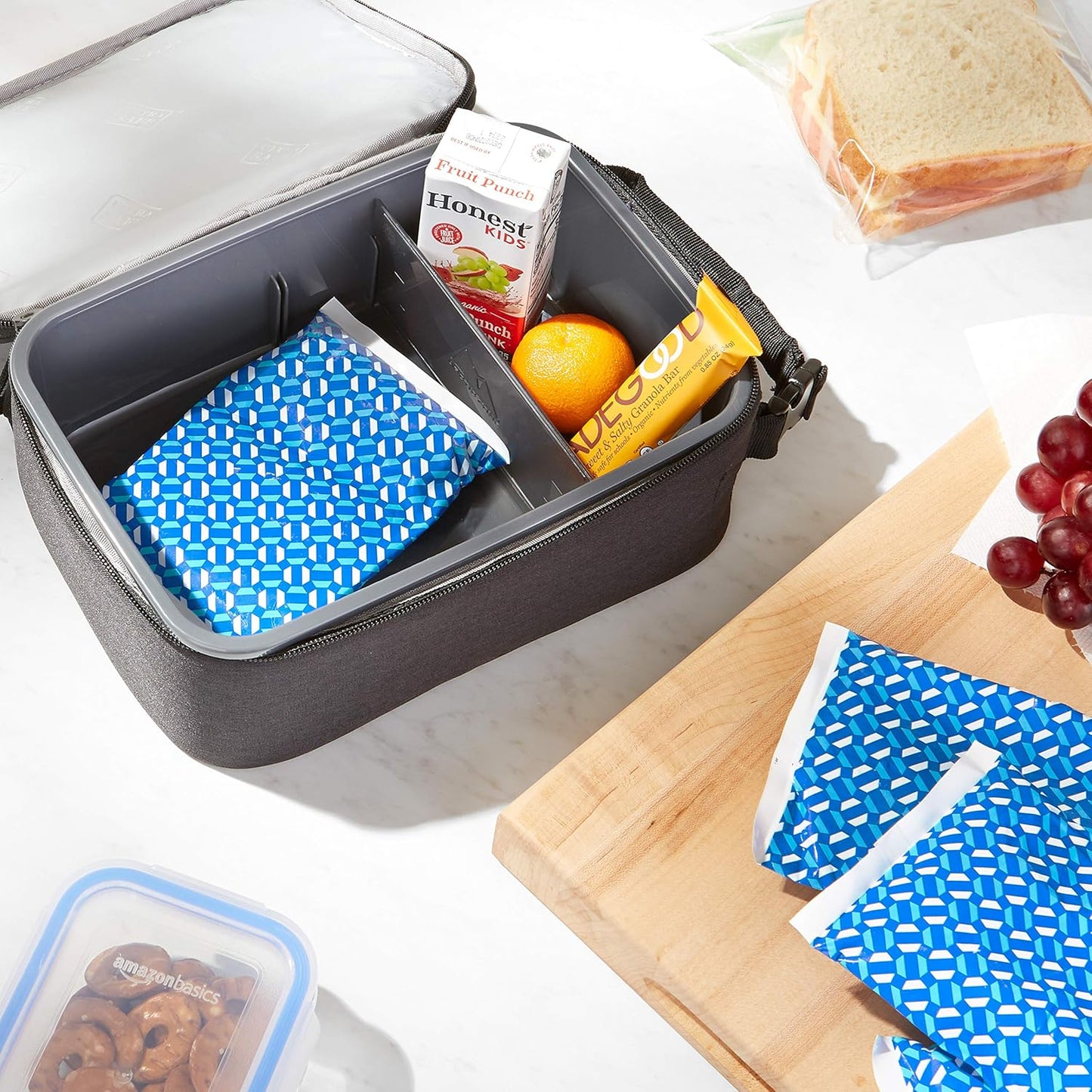 Amazon Basics 可重复使用冰袋,6.7 英寸 X 4.3 英寸,蓝色,4 英尺一包