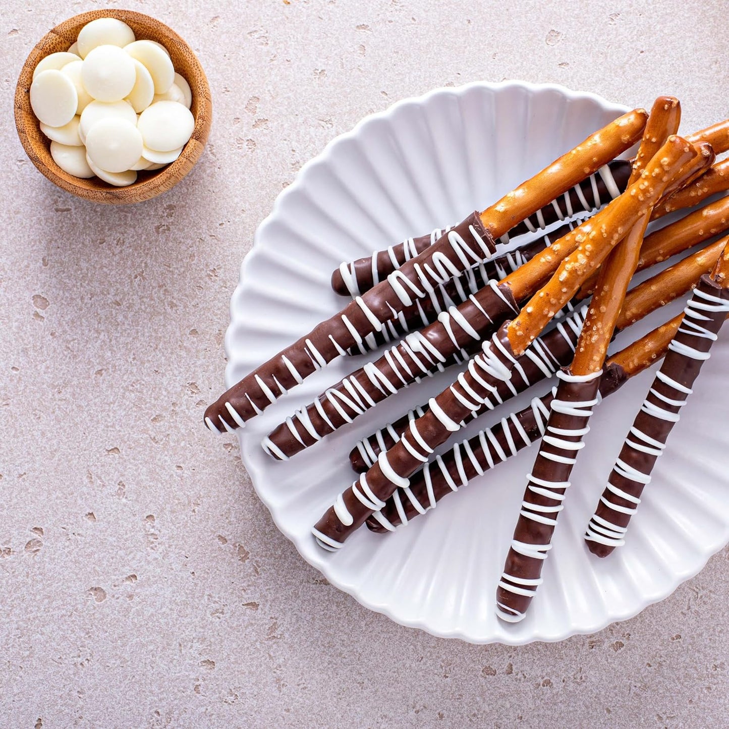 Yupik 酸奶片,1 公斤,6 片,无麸质,犹太洁食认证,酸奶块,酸奶蘸酱,香甜奶油味,乳白色,融化顺滑,非常适合烘焙、零食、造型和浇头