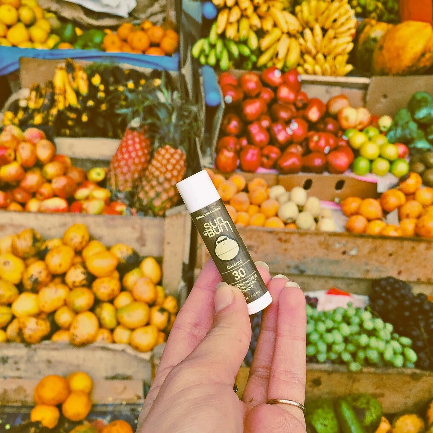 Sun Bum 原装 SPF 50 防晒喷雾,适合素食主义者和珊瑚礁,广谱保湿 UVA/UVB 防晒霜,含维生素 E,6 盎司 & 防晒润唇膏,酸橙味,Spf 30,酸橙味,4.25 克