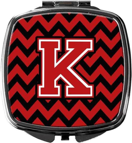 Caroline's Treasures 字母 K 雪佛龙黑红紧凑型旅行镜，多色