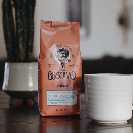 Café Senor Gustavo El Bueno 順滑哥倫比亞輕度烘焙研磨咖啡，濃鬱的咖啡，帶有淡淡的花香，猶太潔食認證咖啡，產自中南美洲的咖啡豆 - （227 克）