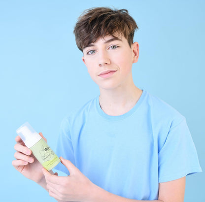 Lav Kids Foaming Facial Cleanser for refreshed, yet gentle scented skin, Soap free Kids & Baby facial cleanser, Dermatologically Tested Kids face wash for All Skin Types Including Sensitive Skin 100ml