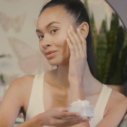 Peter Thomas Roth Water Drench Hyaluronic Cloud Cream Hydrating Moisturizer, 47.3176 Milliliter/ 1.6 Fluid Ounce