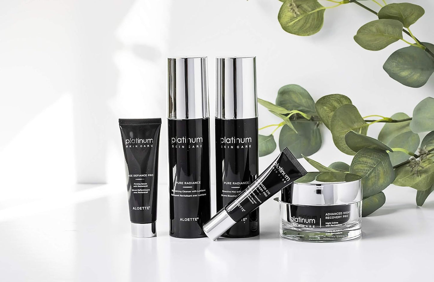 纯净光泽喷雾，调理紧致肌肤，提升紧致度，无酒精，无动物实验，4 液体盎司