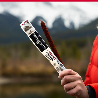 McSweeney's 原味干腌意大利辣香肠条，100% 加拿大制造，干腌意大利辣香肠，天然烟熏，高蛋白零食，无麸质肉类零食，无需冷藏，散装箱。40 克（20 支装）