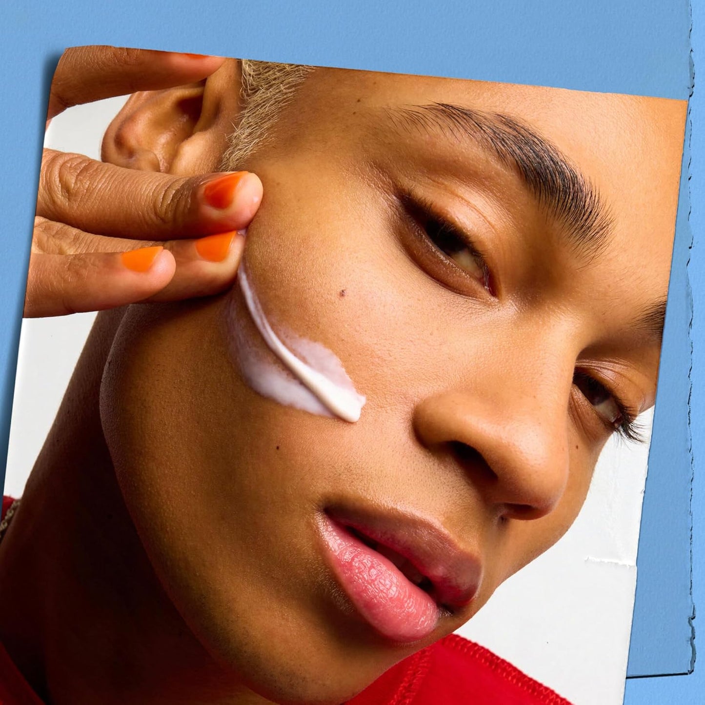 Kiehl's Ultra Facial Moisturizer, for Easy Daily Hydration, Infused with Squalane and Glycerin, Replenishes Moisture Barrier and Softens Skin, Suitable for All Skin Types, Fragrance-Free