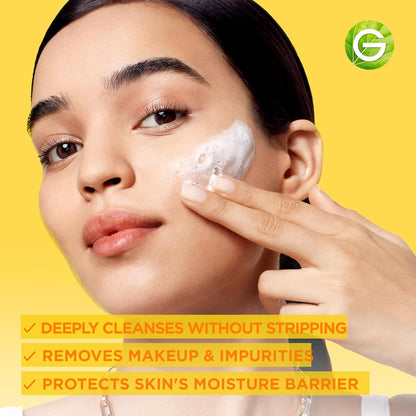 Garnier Vitamin C Cream Cleanser, Foaming Face Wash and Makeup Remover, Hydrates and Brightens Skin, Formulated With Glycerin, Without Sulfates, Dermatologically Tested, For Men and Women, 250ml