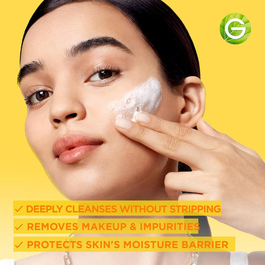 Garnier Vitamin C Cream Cleanser, Foaming Face Wash and Makeup Remover, Hydrates and Brightens Skin, Formulated With Glycerin, Without Sulfates, Dermatologically Tested, For Men and Women, 250ml