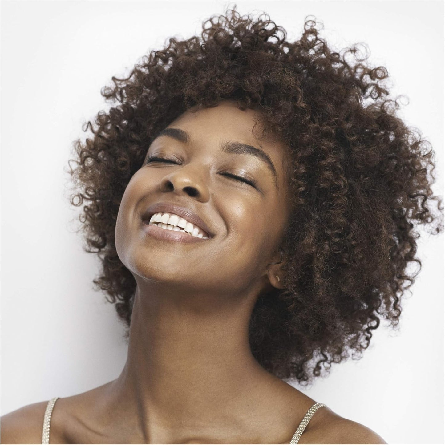 Olay Mist Ultimate Hydration Essence Energizing With Vitamin C & Bergamot, 98ml(packaging may vary)