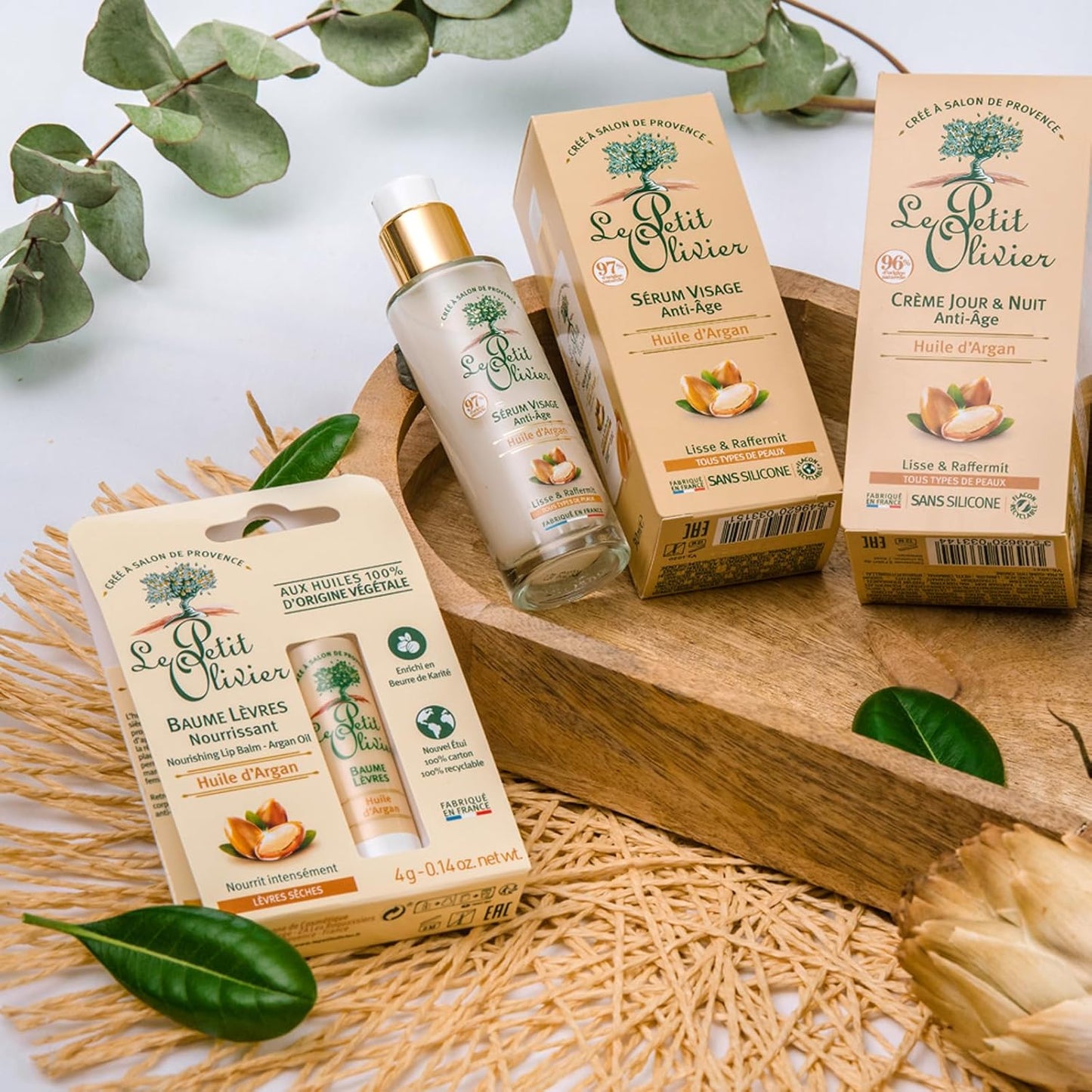 Le Petit Olivier 滋養潤唇膏 - Le Petit Olivier 摩洛哥堅果油女士專用 - 0.14 盎司潤唇膏